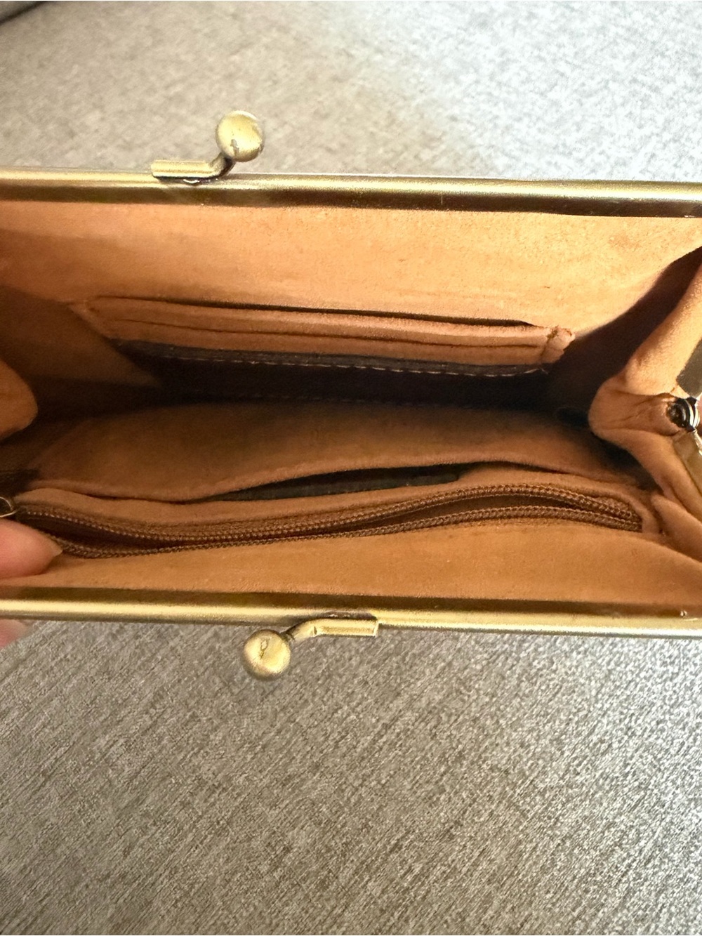 Patricia Nash Brown Embossed Leather Kiss-Lock Clutch - Picture 6 of 7